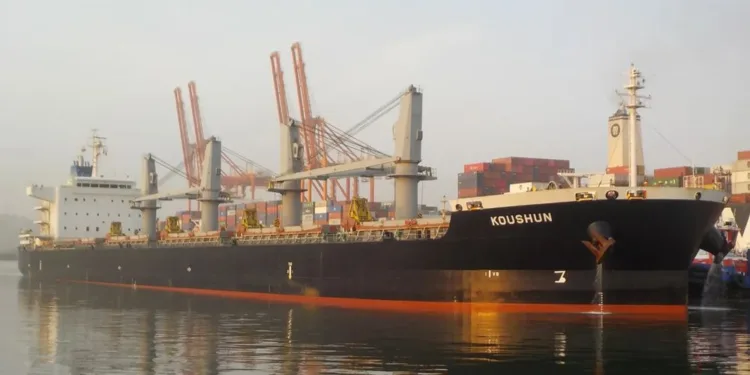 Costamare Bulkers swaps ageing tonnage for modern Japanese ultramax