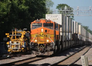Intermodal spot rates haven’t kept pace with trucking’s spot market surge — but that’s about to change in 2026