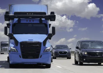 Self-driving bill greenlights revenue-generating rigs