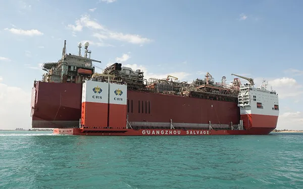 Suez Canal Authority oversees transit of heavy-lift giant HUA RUI LONG