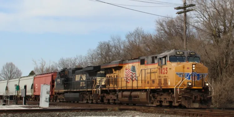 Union Pacific, Norfolk Southern set new date to re-file merger application